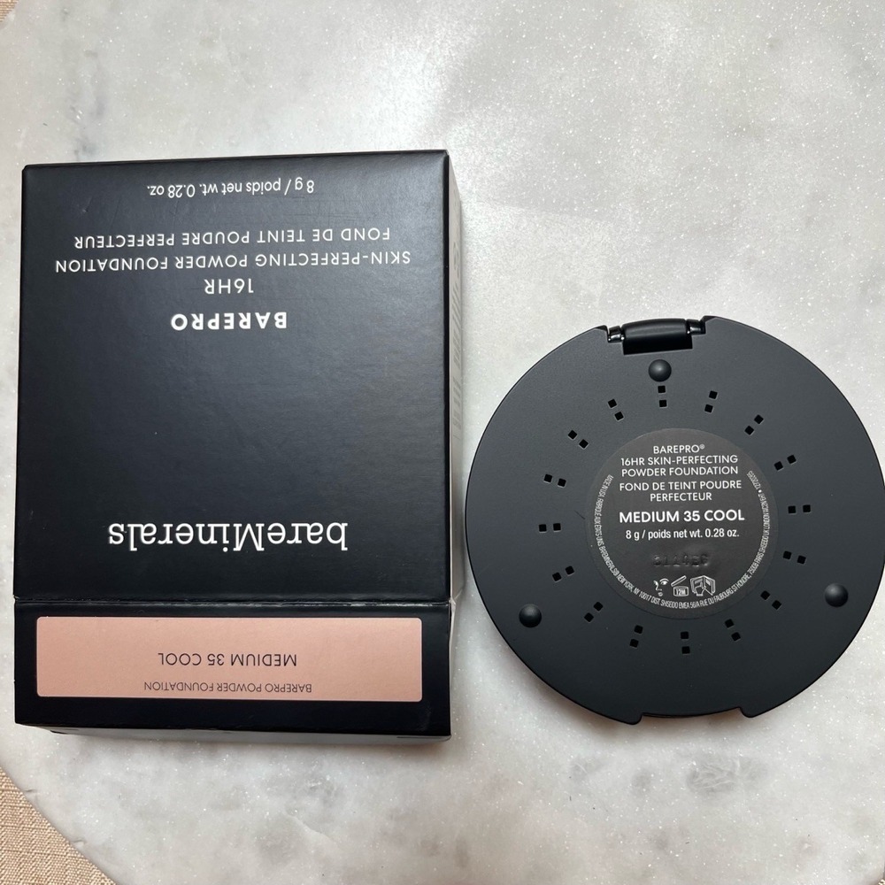 New bareMinerals Barepro MEDIUM 35 COOL 16HR Skin-Perfecting Powder Foundation
